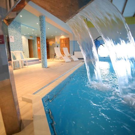 Dom Zdrojowy Diament Spa グジボボ エクステリア 写真